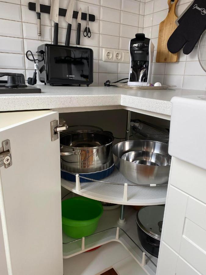 Spacious Old Town Apt, 3 Private Rooms, Sleeps 5-6 Kaunas Buitenkant foto